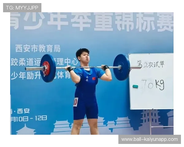 举重俱乐部举办开放日吸引家长关注，举重有俱乐部吗